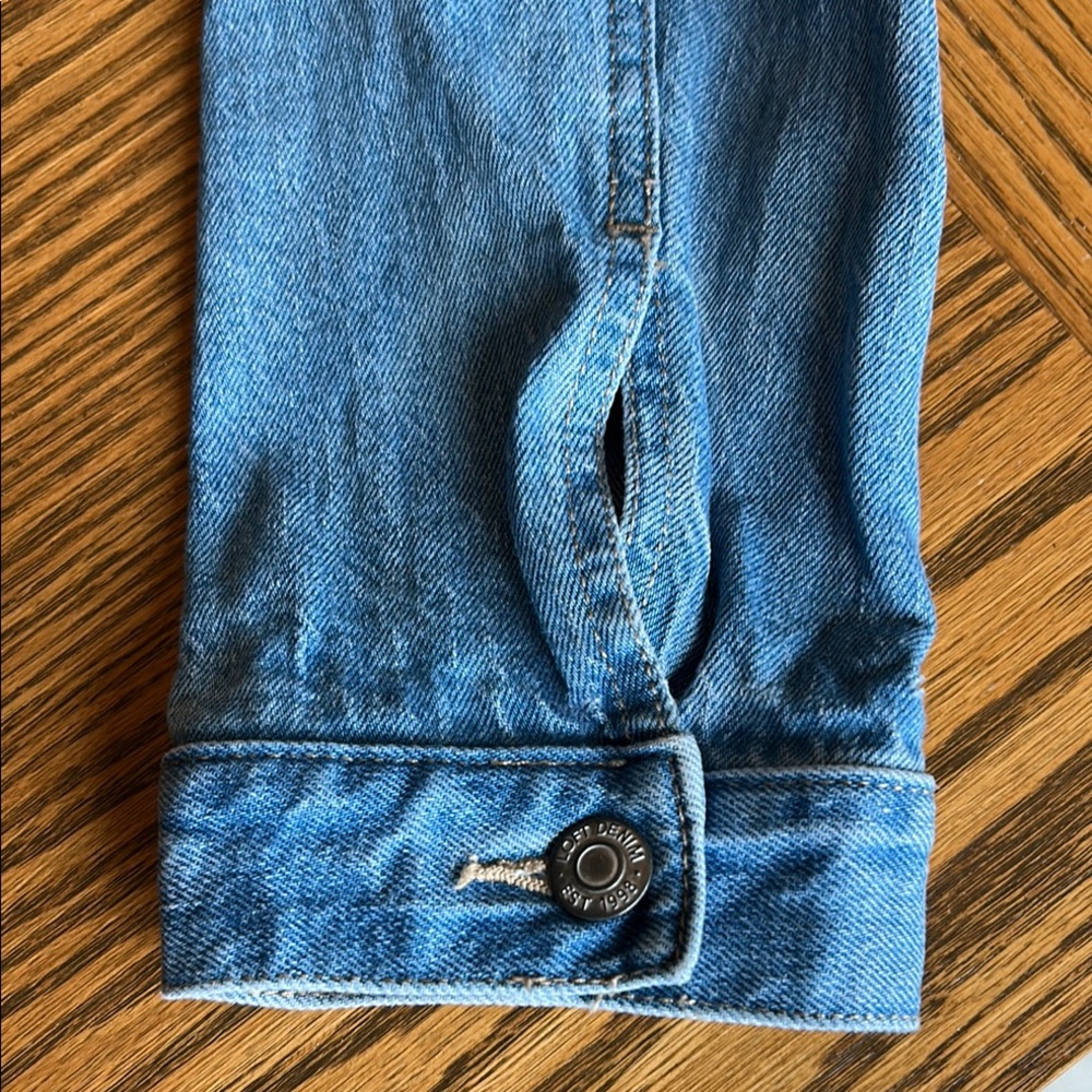 LOFT Casual Light Blue Jean Jacket Western Rivet Buttons - Picture 6 of 11